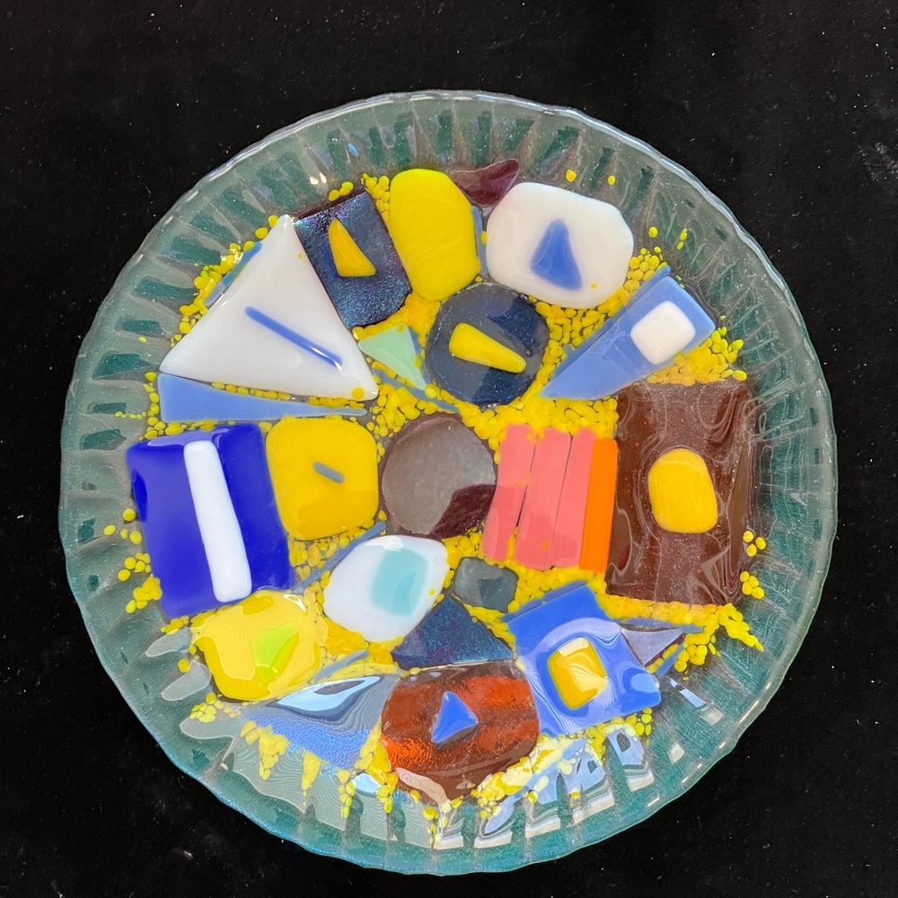 Handmade Fused Glass Bowl Sun Lover Design by Victoria Heisler 8.5” Kiln Formed